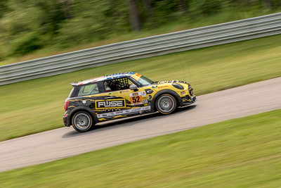 2 cropped mini cooper (624A3998) July 22, 2017