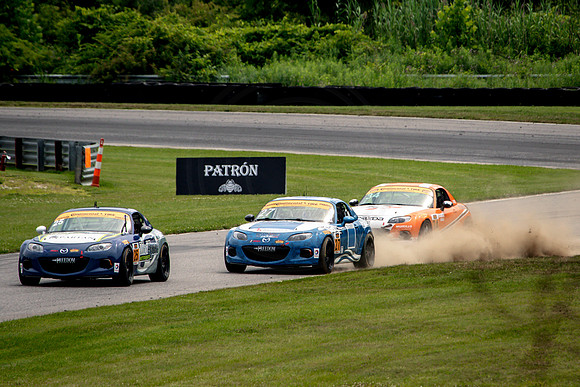 58 mazda kicking up dirt (624A4522) July 22, 2017