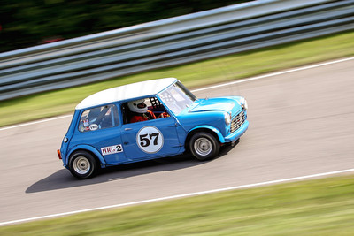 81 1965 austin mini cooper (624A2620) September 2, 2017