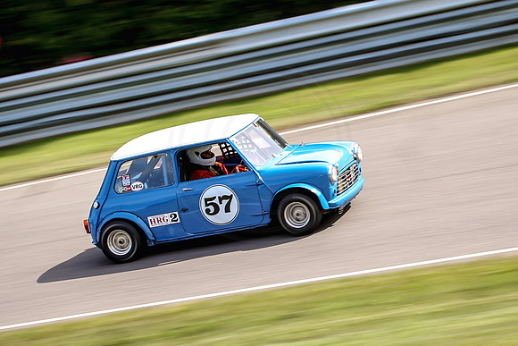 81 1965 austin mini cooper (624A2620) September 2, 2017