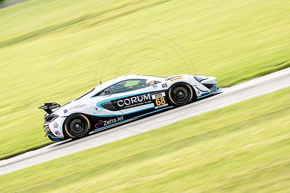 28 mclaren 570s gt4 (624A3814) July 22, 2017
